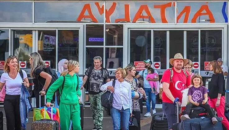Antalya, turizmde 2024’e rekorla başladı
