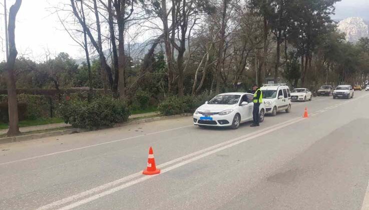 Jandarmadan 18 araca trafikten men cezası