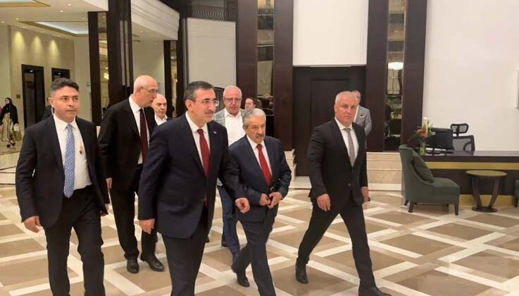 ALTSO Başkan’ı Erdem’den, Cumhurbaşkanı Yardımcısı Cevdet Yılmaz’a Alanya brifingi