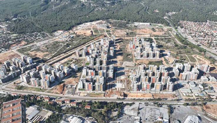 Kepez ve Santral Mahallesi’nde 570 hak sahibi daha yuvalarına kavuşuyor