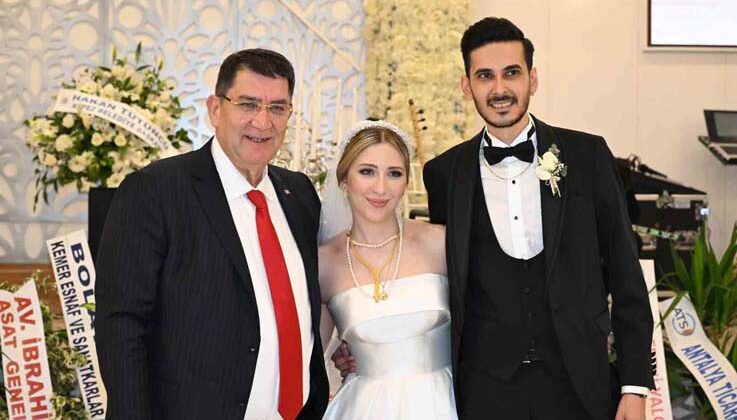 AESOB Başkanı Dere’nin mutlu günü