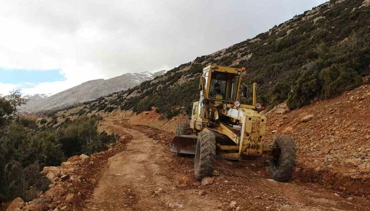 Bayındır Yayla Yolu ulaşıma elverişli hale getiriliyor
