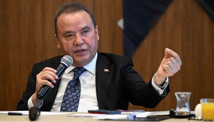 Başkan Böcek’ten trafiğe yeni çözüm yolları