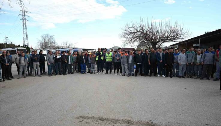 Başkan Topaloğlu’ndan personele alışveriş kartı