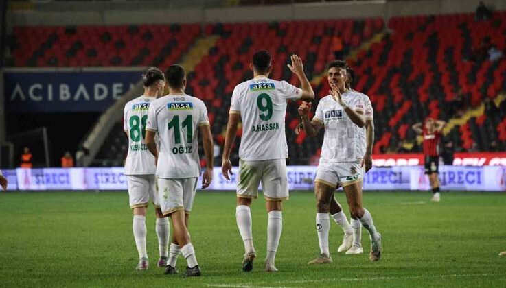 Alanyaspor bu sezon ilk kez üst üste dört galibiyet aldı