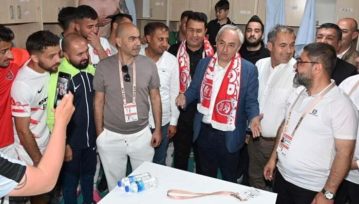 Kepez Belediyespor, Tarsus İdman Yurdu mücadelesinden 9-0 galip ayrıldı