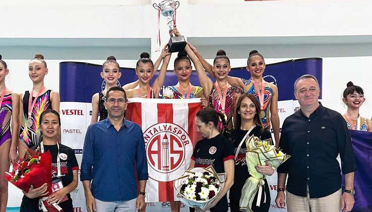 Cimnastikte Türkiye Şampiyonu Antalyaspor