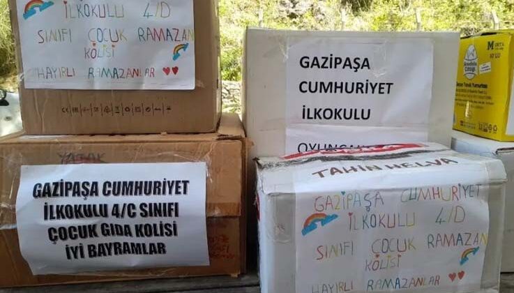 Miniklerden deprem bölgesine yardım eli