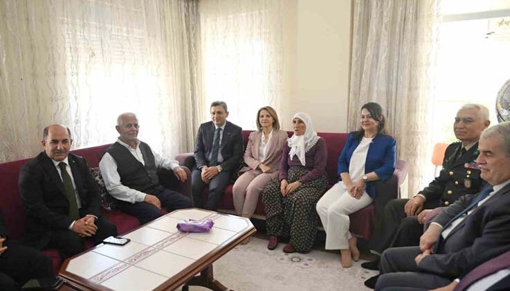 Vali Şahin şehit ailelerini ve yaşlıları yalnız bırakmadı