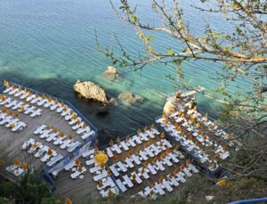 Muratpaşa’nın ünlü plajı sezonu yine ücretsiz açtı