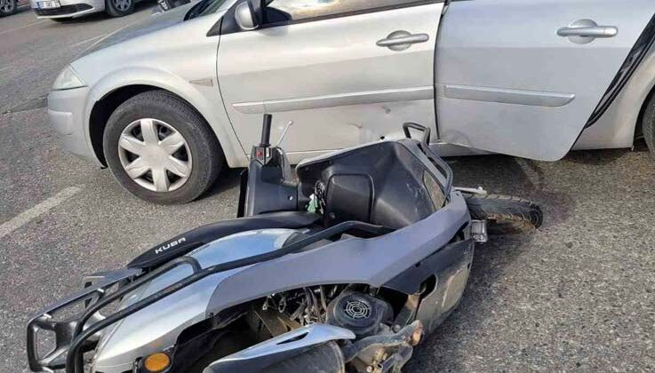 Antalya’da motosiklet ile otomobil çarpıştı: 1 yaralı