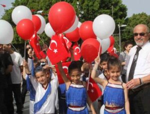 Antalya’da 23 Nisan kutlama programları başladı