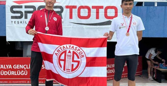 Antalyasporlu atletler, bölgesel seçme yarışmalarından zaferle döndü