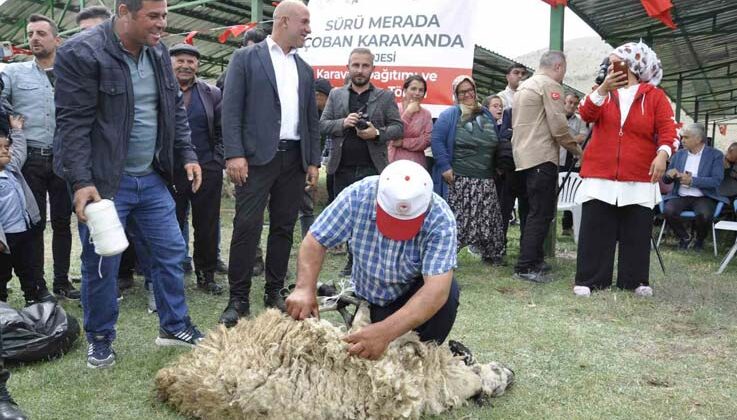 Isparta’da 15 çobana karavan hediye edildi