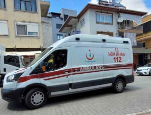 Kaza yapan motosiklet sürücüsü hastanelik oldu