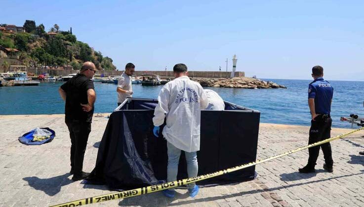 Antalya’da kayalıklarda kimliği belirsiz ceset bulundu