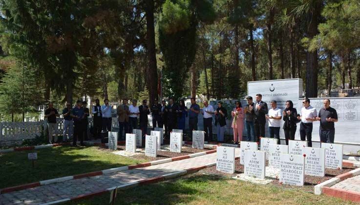 15 Temmuz şehidi Ağaroğlu, mezarı başında anıldı