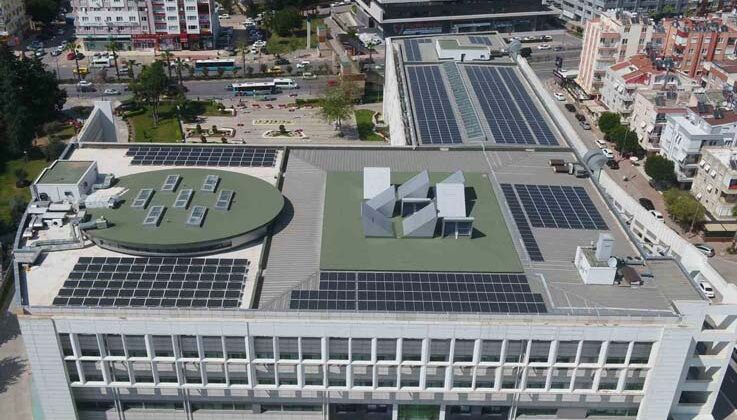 Antalya Büyükşehir Belediyesi enerjisini güneşten alıyor