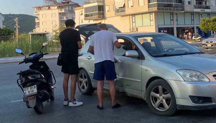 Otomobil ile motosiklet çarpıştı: 1 yaralı