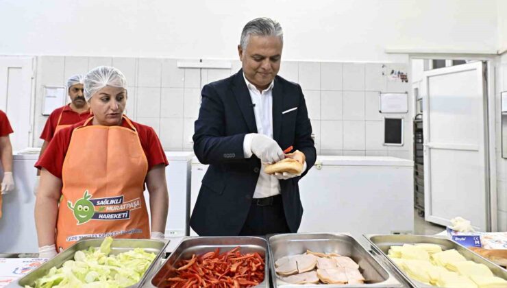 Muratpaşa’dan öğrencilere ‘okul menüsü’ desteği