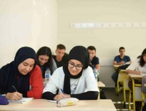 Kepez’den öğrencilere YKS’ye hazırlık desteği