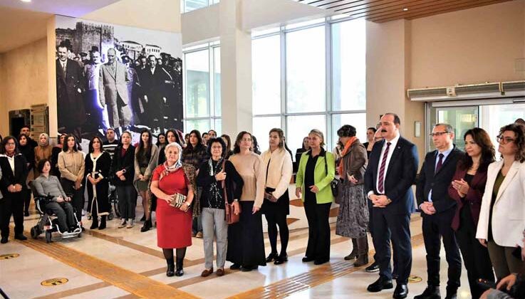 Konyaaltı, kadının gücünü sanatla kutladı