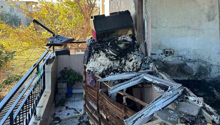 Manavgat’ta ev yangını