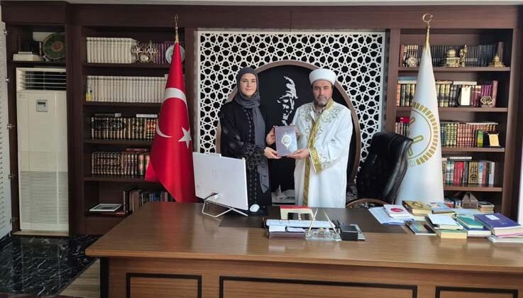 Alanya’da Rus ve Danimarka vatandaşları müslüman oldu