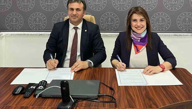 Alanya Üniversitesi TÖMER ile İlçe Milli Eğitim arasında iş birliği protokolü