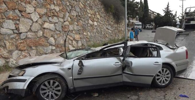 Alanya’da 20 metreden şarampole uçan otomobilin sürücüsü ağır yaralandı