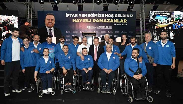 Başkan Böcek şehit yakınları ve gazi aileleri ile iftarda buluştu