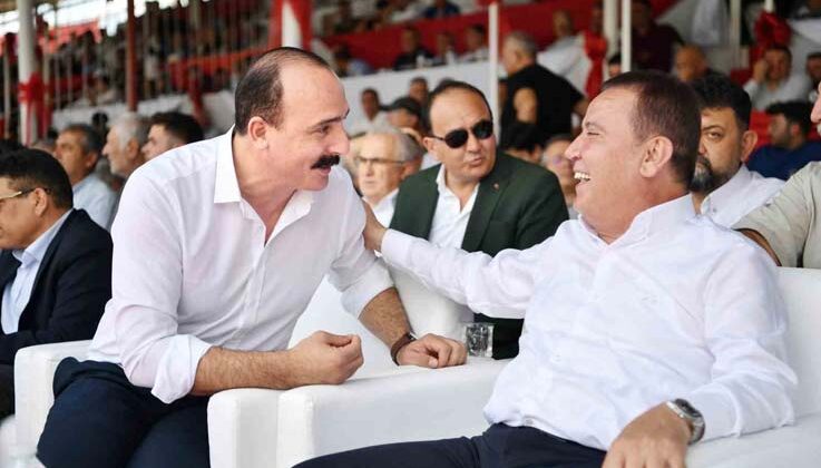 Başkan Kotan, ilçe belediyelerindeki memnuniyet anketinde üçüncü sırada