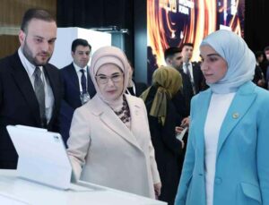 Emine Erdoğan, BM Sürdürülebilir Kalkınma Çözümleri Ağı Başkanı Sachs ile görüştü