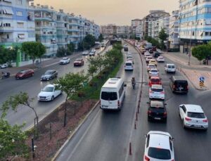 Antalya’da motorlu kara taşıtları sayısı 1 milyon 594 bin 194 oldu