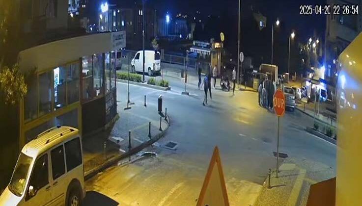 Manavgat’ta motosiklet kazası kamerada
