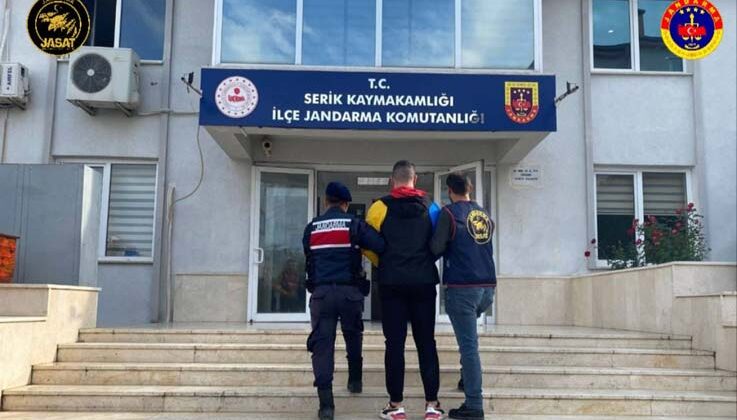 Antalya JASAT son 3 günde 212 aranan şahsı yakaladı