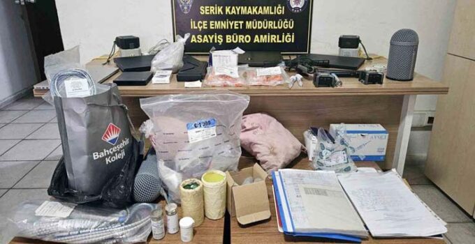 Kuşlar üzerinde izinsiz araştırma yapan 4 şahıs yakalandı