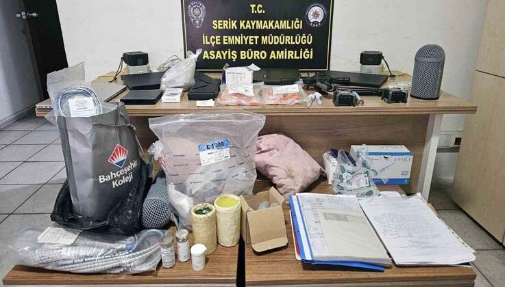 Kuşlar üzerinde izinsiz araştırma yapan 4 şahıs yakalandı