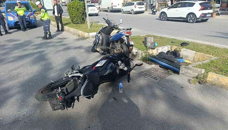 Yaya geçidine dönmeye çalışırken kaza yaptı: 1 yaralı