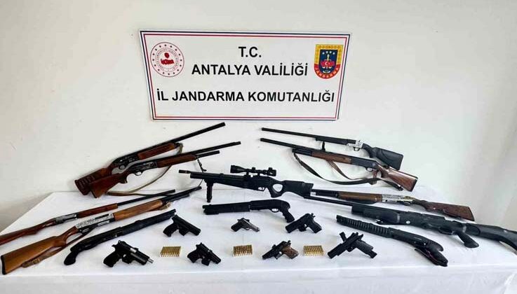Alanya’da silah kaçakçılarına eş zamanlı operasyon