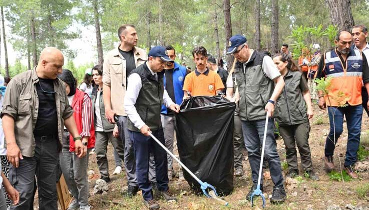 Antalya’da “Orman Benim” etkinliği gerçekleştirildi