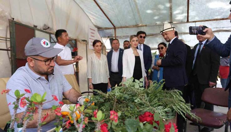 Kepez ve Kırgız Balıkçı şehri arasında kardeşlik köprüsü kuruldu
