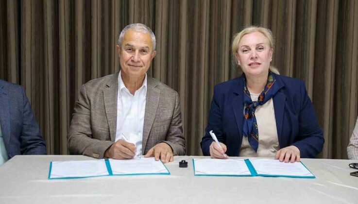 Alanya’da gençlere yönelik “Yerel Demokrasi” projesi başladı