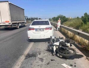 Otomobille çarpışan motosikletin sürücüsü hayatını kaybetti