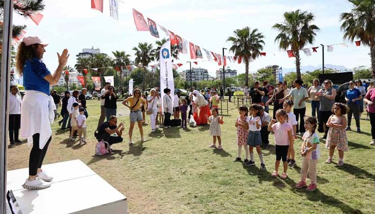 Antalyalılar Aile Haftası’nı şenlikle kutladı