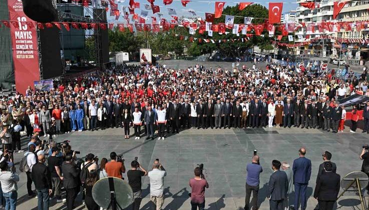19 Mayıs Antalya’da coşkuyla kutlandı