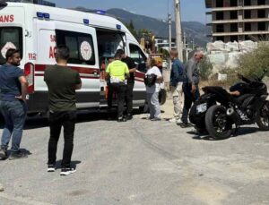 Motosiklet sürücüsü kazada hastanelik oldu