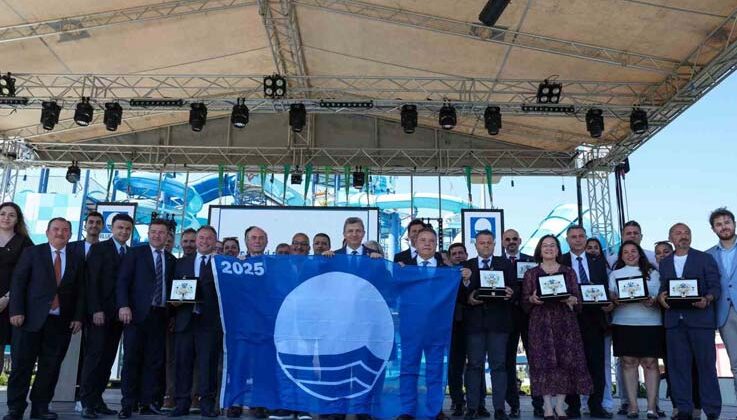 Başkan Böcek: “640 kilometrelik kıyı şeridimizde, marina ve turizm teknelerinin mavi bayrak alması için büyük gayret gösteriyoruz”