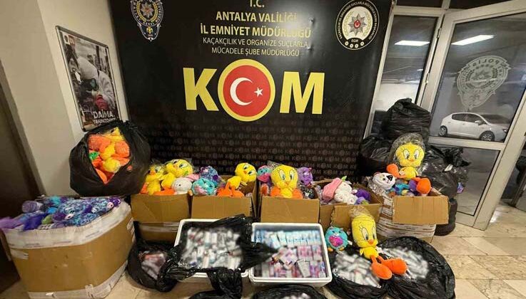 Antalya’da 5 ilçede kaçak ürün operasyonu