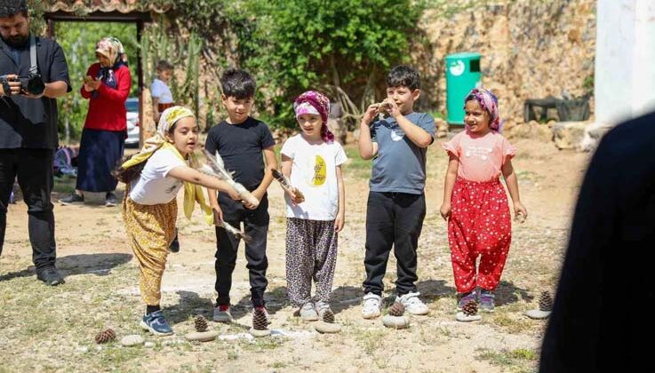 Alanyalılar geleneksel Yörük oyunlarında buluştu